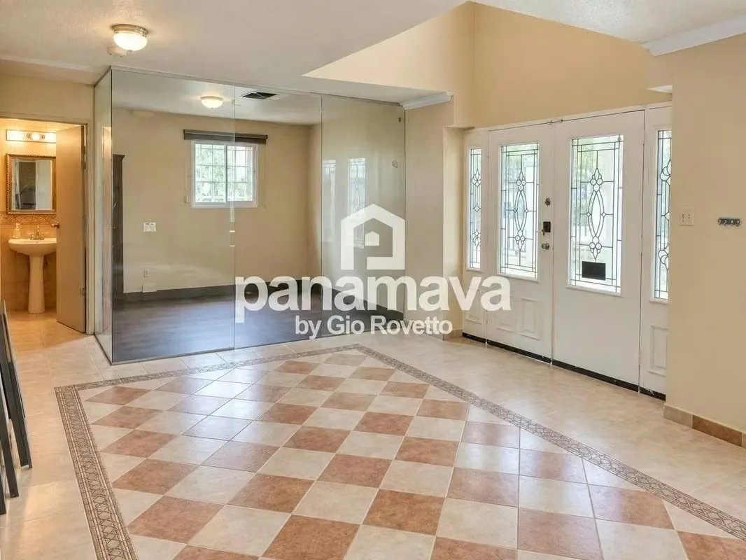 Rental House Clayton
