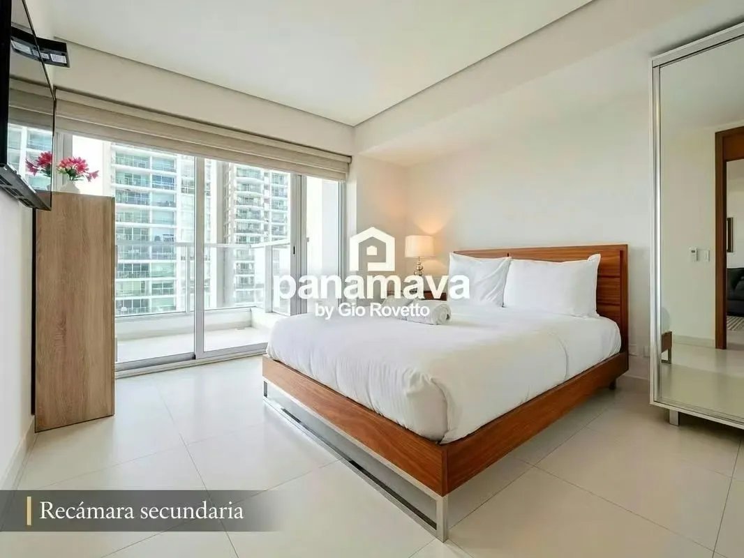 Apartamento para Alugar em Costa Del Este