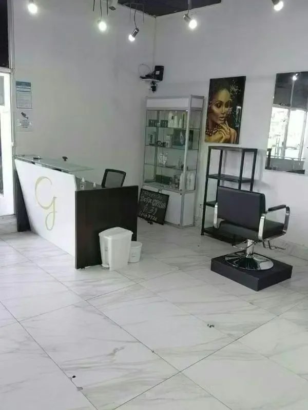 Ponto Comercial para Alugar em Vía Porras