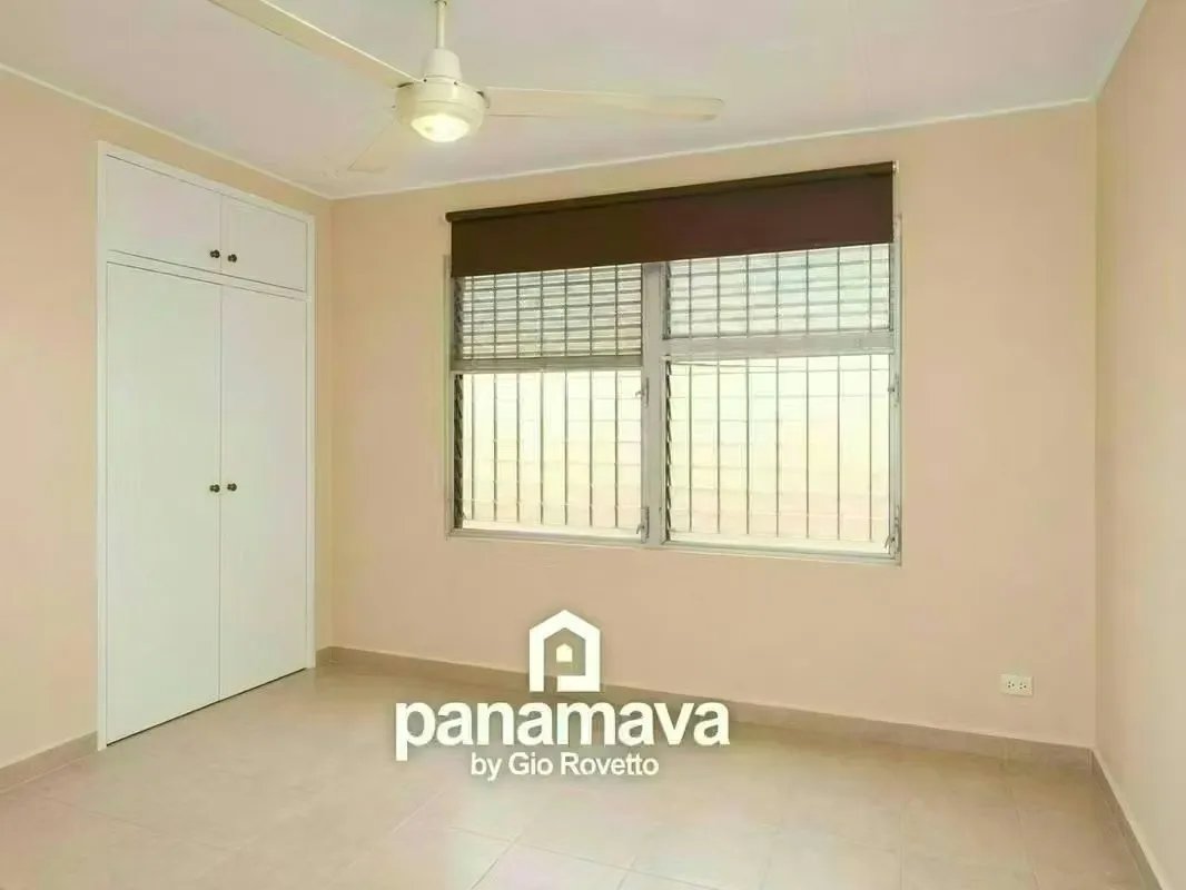 Casa à Venda em Betania