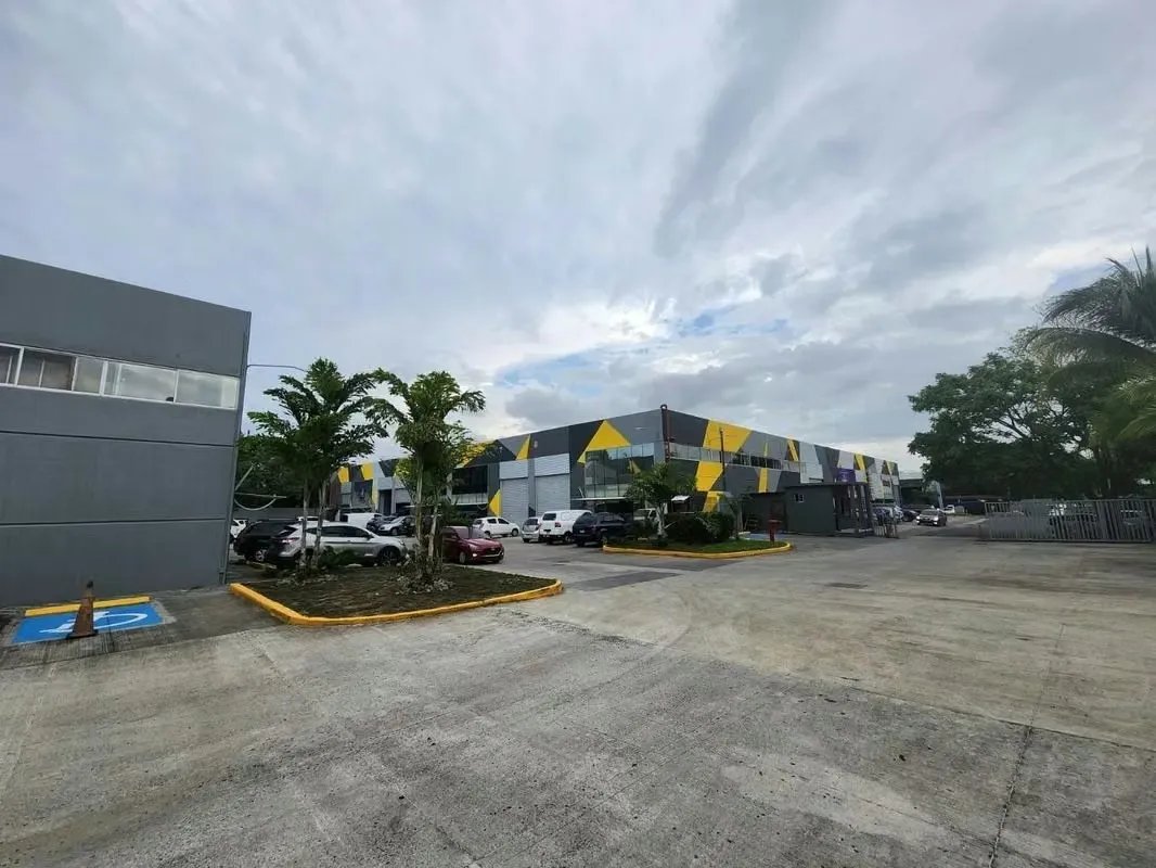 Ponto Comercial para Alugar em Costa Del Este
