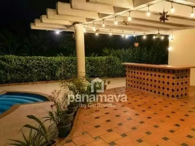 Rental House Albrook