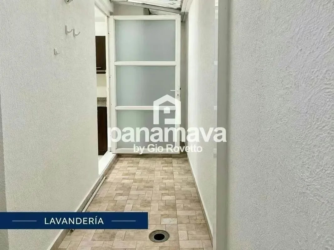 Apartamento à Venda em El Bosque