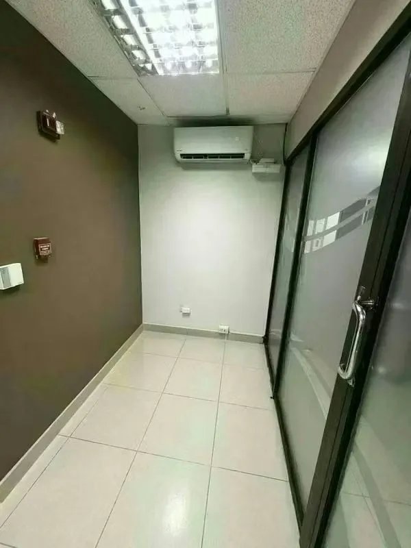 Venta Oficina Comercial Bella Vista