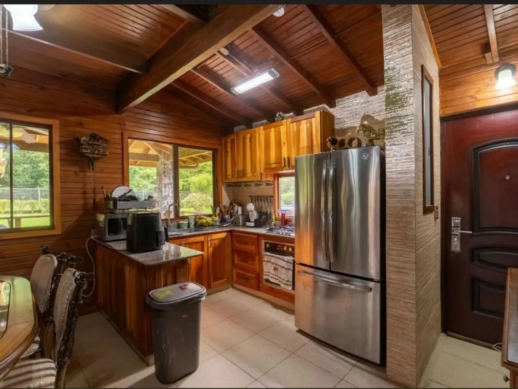 VENTA CASA TIPO RANCHO EN EL VALLE DE ANTÓN COCLÉ