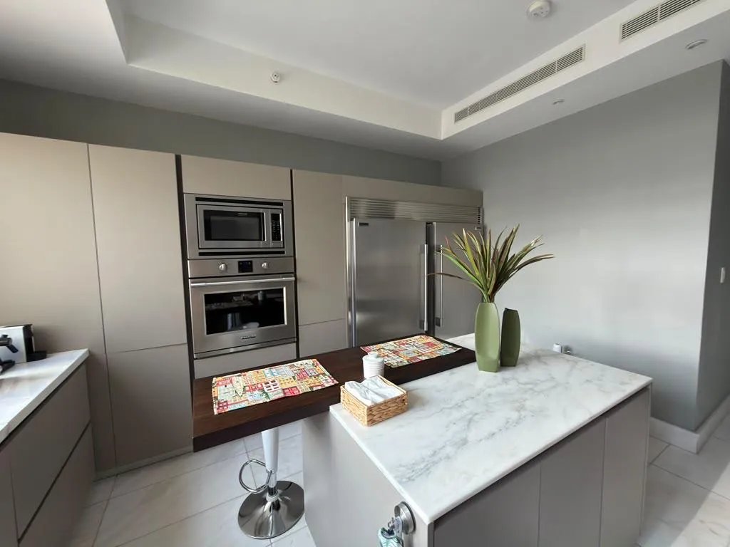 Apartamento à Venda em Punta Pacifica