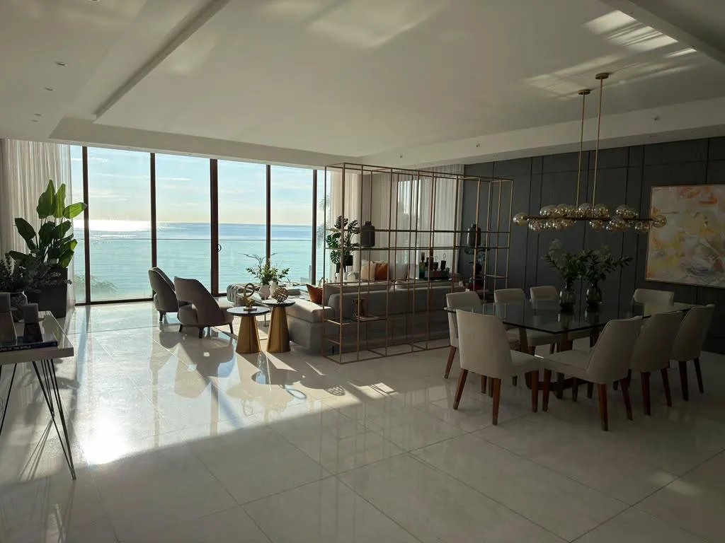 Apartamento à Venda em Punta Pacifica