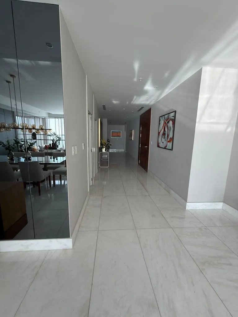Apartamento à Venda em Punta Pacifica