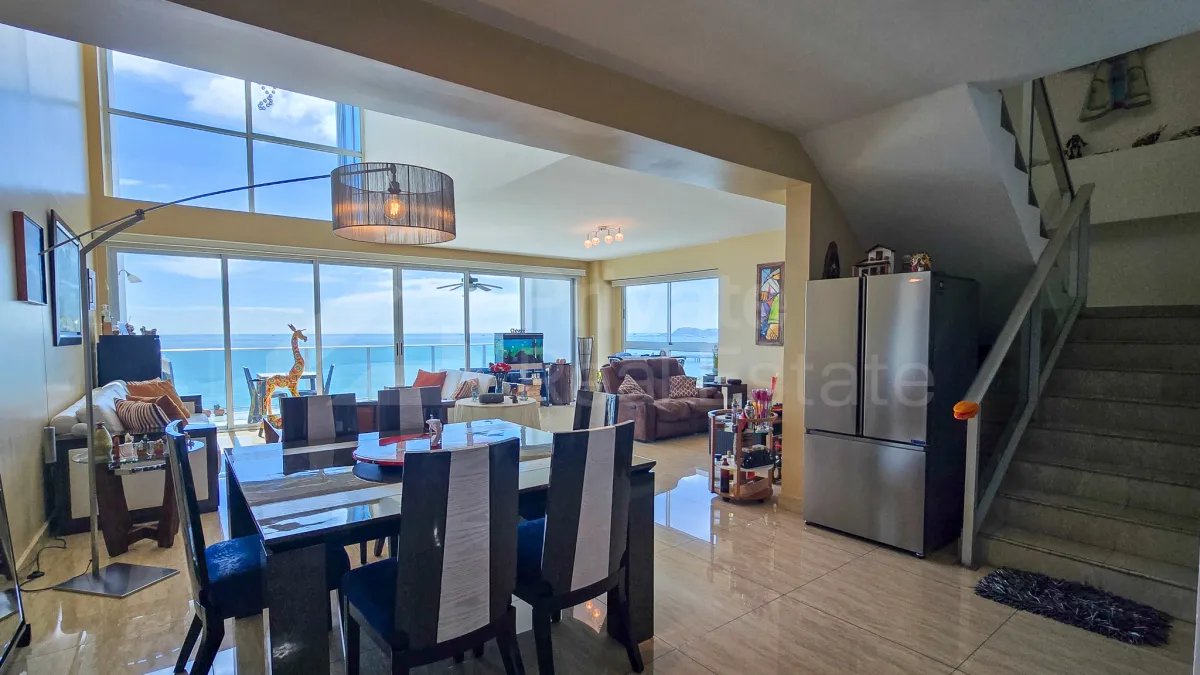 Apartamento à Venda em Avenida Balboa