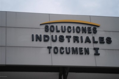 16353 - Via tocumen - commercials