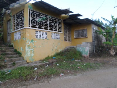 18965 - Colón ciudad - houses