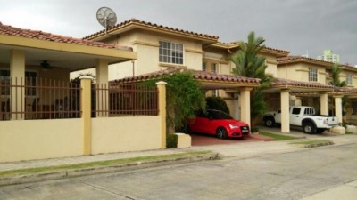 21440 - Condado del rey - casas
