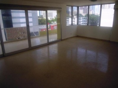 22769 - Calle 50 - apartamentos