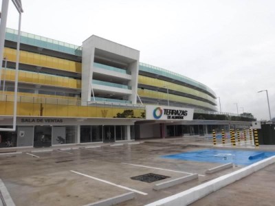 24556 - Albrook - locales - terrazas de albrook