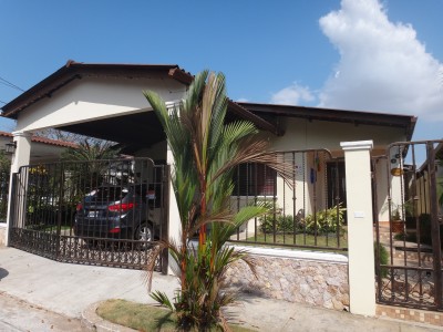 32032 - Brisas del golf - casas