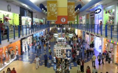 33719 - Ciudad de Panamá - commercials - albrook mall