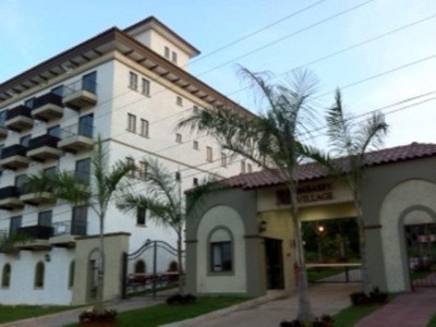 35361 - Ancon - apartments - embassy village