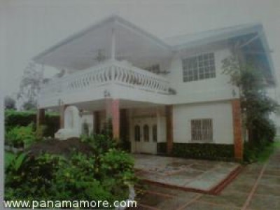 3665 - Portobelo - houses