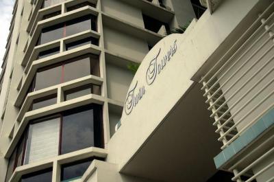 36921 - Marbella - apartments - twin towers