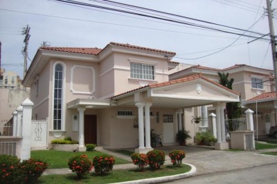 37073 - Altos de panama - houses