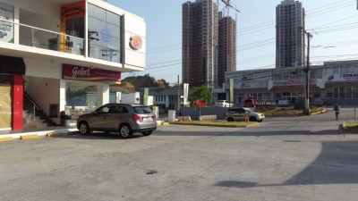 38297 - Condado del rey - locales