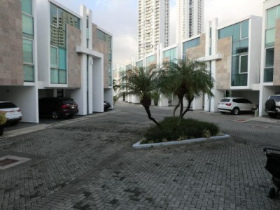 42988 - Altos del golf - casas