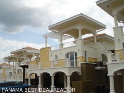 4378 - Howard - apartments - tucan country club