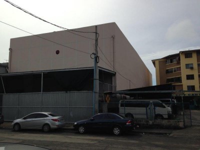 48791 - Avenida justo arosemena - locales
