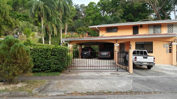 Casa en venta en ancon, panama 15-1329 nbh - P49589 | InmoPanama