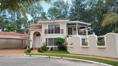 51205 - Costa del este - houses