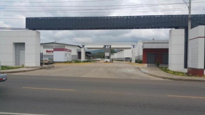 61278 - Tocumen - commercials