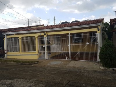 65738 - Altos de panama - casas