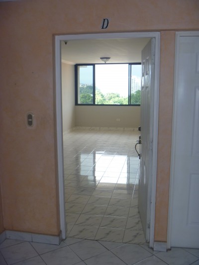 6586 - 12 de octubre - apartamentos