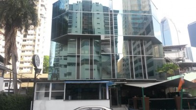 68004 - Marbella - locales