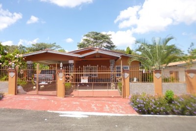 68736 - La Chorrera - casas - valle de salomon