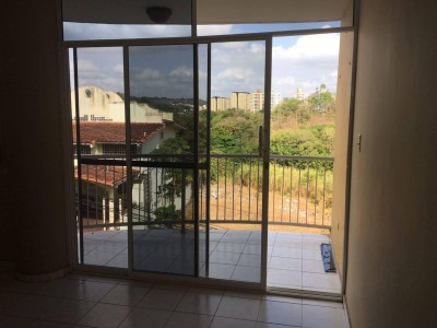 68756 - 12 de octubre - apartamentos