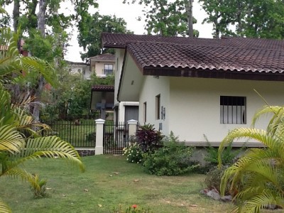 6921 - Camino de cruces - houses