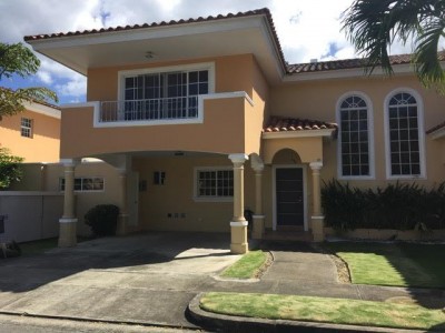 76863 - Costa del este - casas