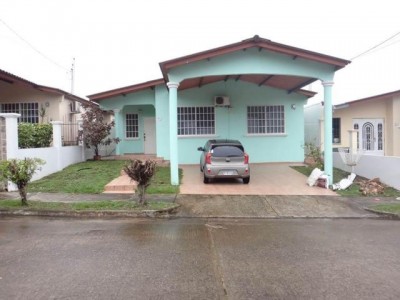 77935 - Brisas del golf - casas