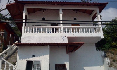 8168 - Taboga - casas