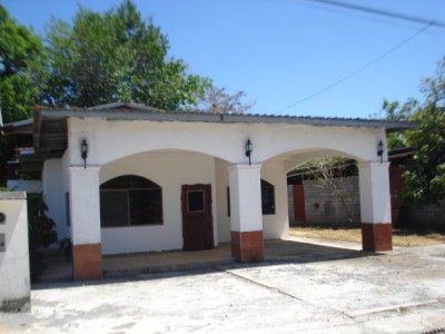 8215 - San Lorenzo - houses
