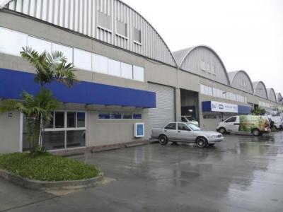 82338 - Tocumen - commercials
