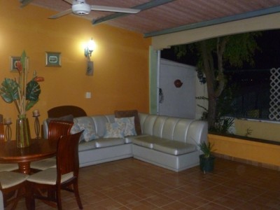 8292 - San Miguelito - casas