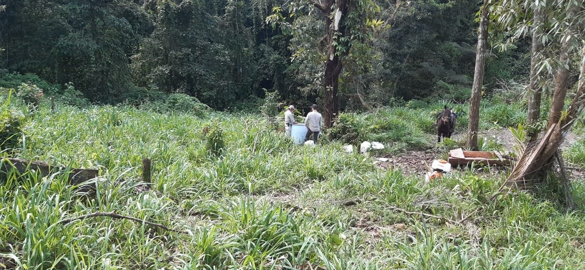 Hermosa finca fluvial, totalmente titulada, en Quebrada Llana, cerca d...