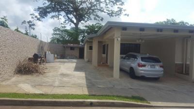 88210 - La Chorrera - houses