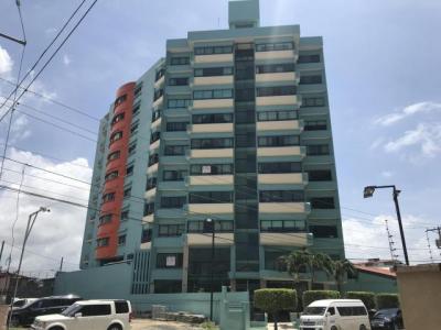 90522 - Colón ciudad - apartments
