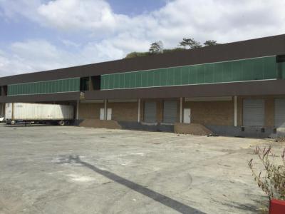 91437 - Milla 8 - warehouses