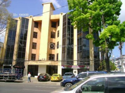 9652 - Avenida justo arosemena - oficinas